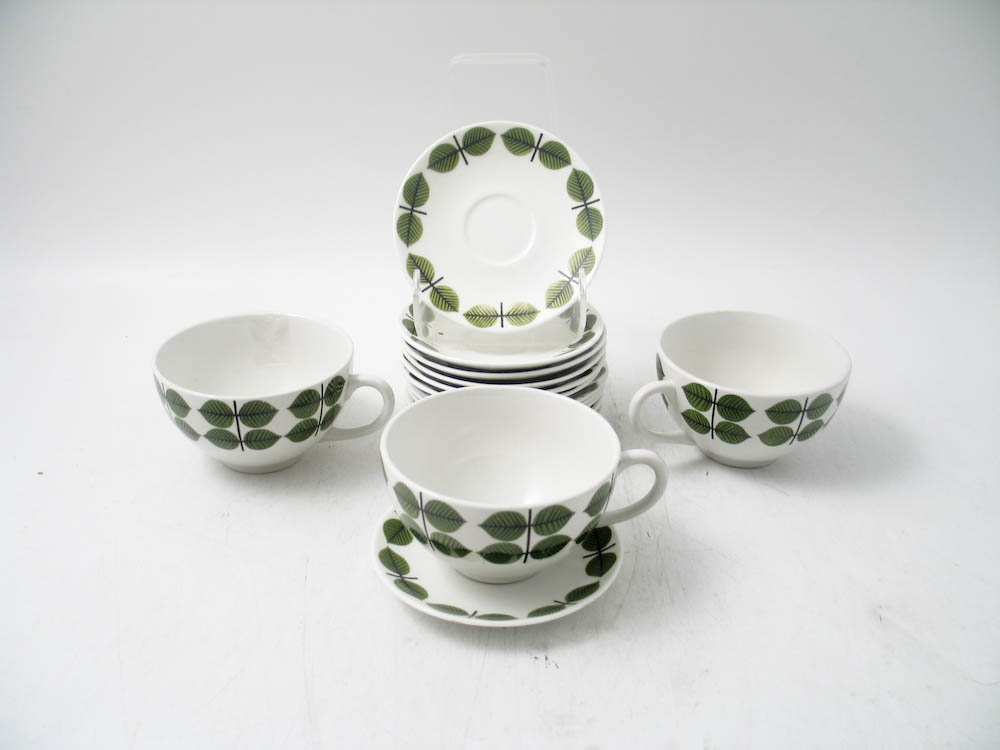 KAFFESERVISDELAR, Bers�, Stig Lindberg (1916-1982), Gustavsberg, 3, stora tekoppar, d 11.5 cm ej fat, 12 kaffefat, n�gra med slitage